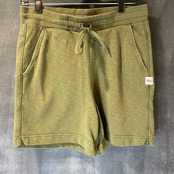 Pair of Thieves Olive Lounge Shorts M Drawstring Casual Coastal Comfort - Picture 2 of 9